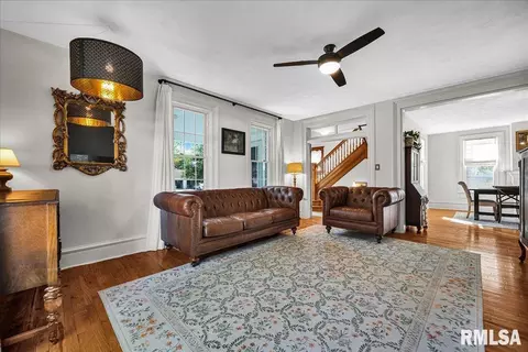 801 W 3rd St, Delavan, IL 61734 photo 6