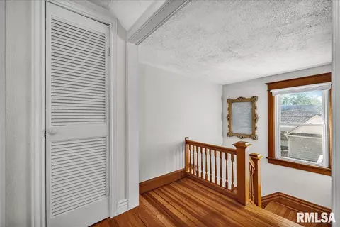 801 W 3rd St, Delavan, IL 61734 photo 25