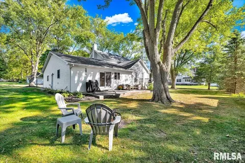 801 W 3rd St, Delavan, IL 61734 photo 28