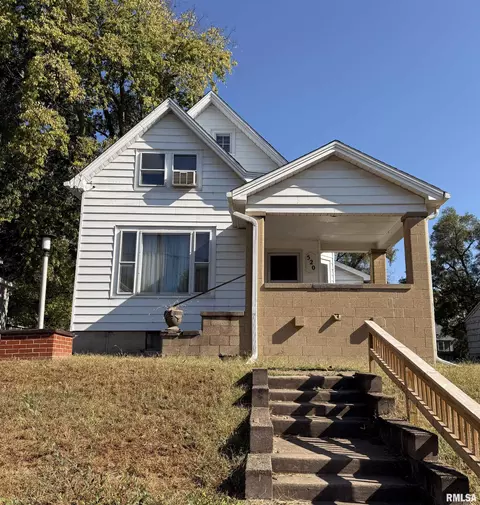 520 Fairholm Ave, Peoria, IL 61603