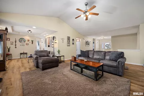 5512 W Barberry Ct, Edwards, IL 61528 photo 11