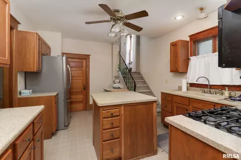 412 Elm St, Delavan, IL 61734 photo 12