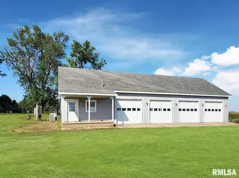 722 Springfield Rd, Delavan, IL 61734 photo 6