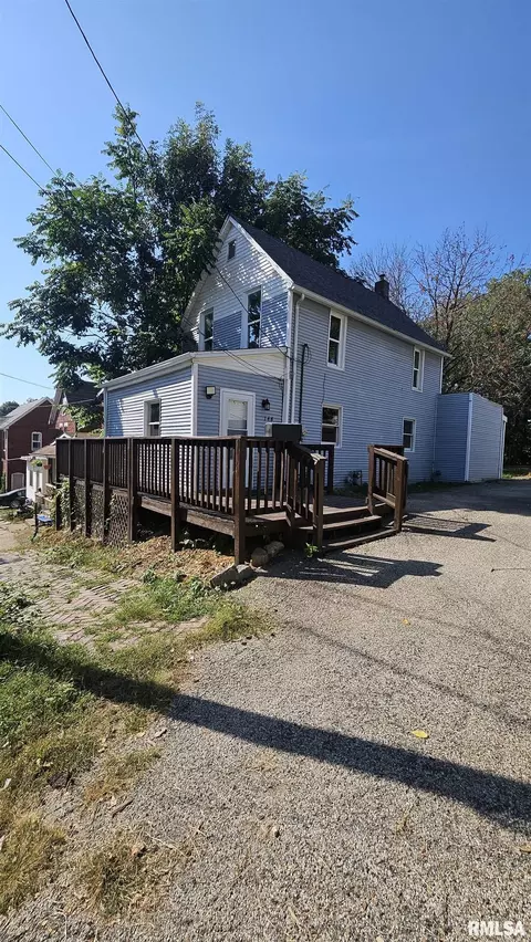148 Robinson Ct, Canton, IL 61520