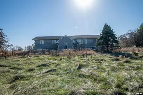 808 N Greengold Rd, Hanna City, IL 61536