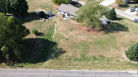 409 W Lake Camelot Dr, Mapleton, IL 61547 photo 10
