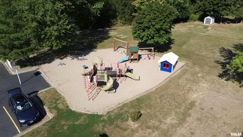 409 W Lake Camelot Dr, Mapleton, IL 61547 photo 30