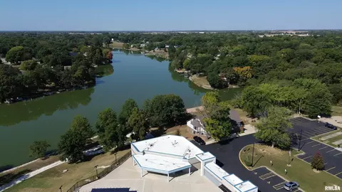 409 W Lake Camelot Dr, Mapleton, IL 61547 photo 26