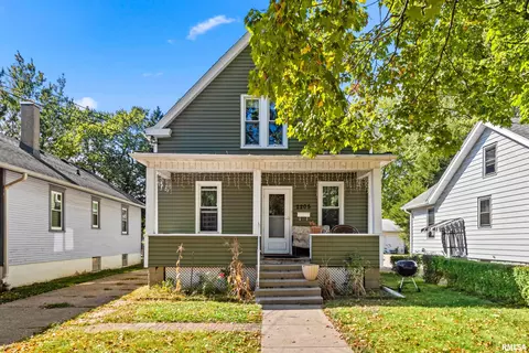 2205 N Maryland Ave, Peoria, IL 61603