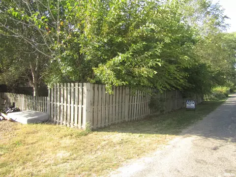 916 E Jackson St, Cuba, IL 61427 photo 51
