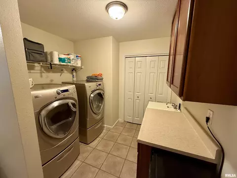 Other - 1601 Greenview Dr, Eureka, IL 61530 photo 5 of 5