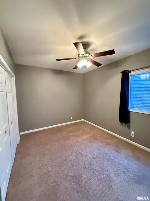 Bedroom - 1601 Greenview Dr, Eureka, IL 61530 photo 9 of 9