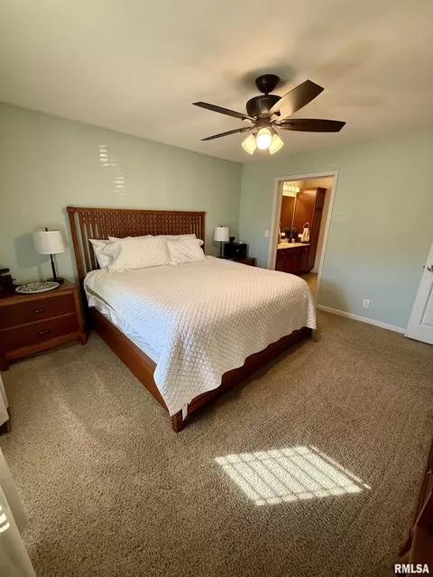 Bedroom - 1601 Greenview Dr, Eureka, IL 61530 photo 1 of 9