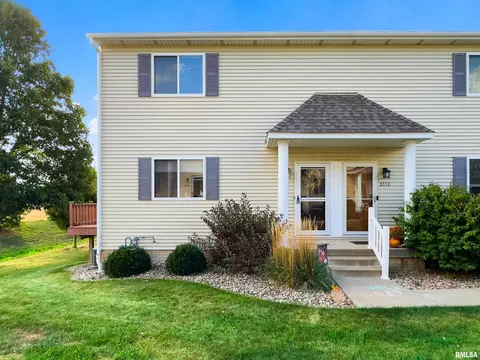 2116 S 2nd Ave, Morton, IL 61550