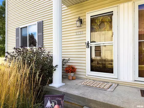 2116 S 2nd Ave, Morton, IL 61550 photo 2
