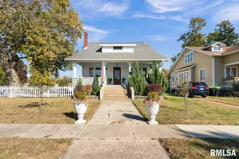 525 W Ash St, Chillicothe, IL 61523