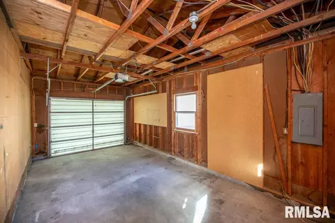 Other - 216 E Glendale St, Manito, IL 61546 photo 4 of 8