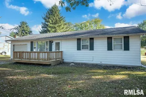 216 E Glendale St, Manito, IL 61546