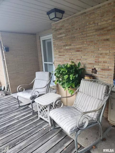 608 W Burton Ave, Eureka, IL 61530 photo 22