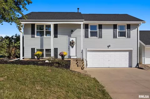 5859 Broadway Rd, Groveland, IL 61535