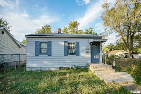 2413 W Proctor St, Peoria, IL 61605