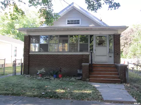 811 N Orange St, Peoria, IL 61606
