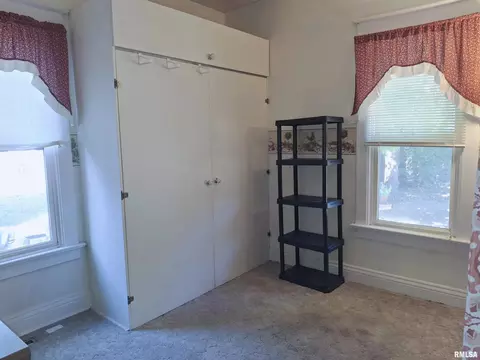 Other - 283 W Walnut St, Canton, IL 61520 photo 1 of 16