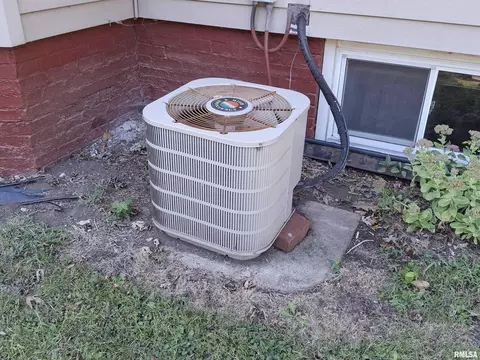 Other - 283 W Walnut St, Canton, IL 61520 photo 16 of 16