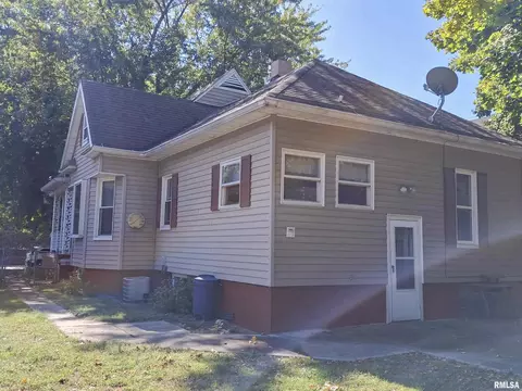 Other - 283 W Walnut St, Canton, IL 61520 photo 15 of 16