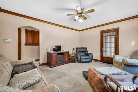 511 E Pasadena Ave, Peoria, IL 61603 photo 2