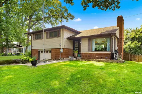 108 Cummings Ct, Creve Coeur, IL 61610