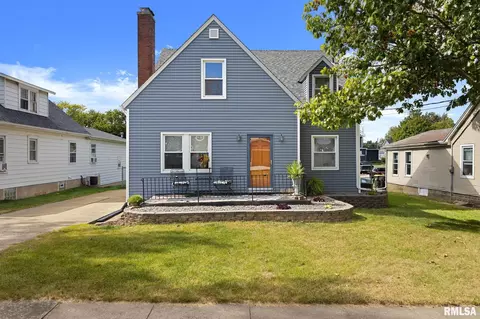 203 Franklin St, Roanoke, IL 61561