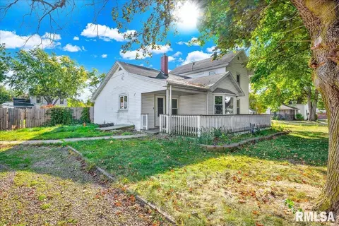 202 N Griffin St, Armington, IL 61721