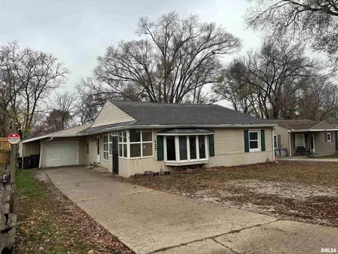 117 Walnut St, North Pekin, IL 61554
