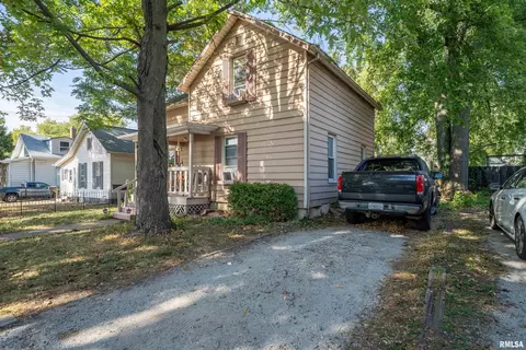 Other - 806 E Monroe St, Bloomington, IL 61701 photo 1 of 5