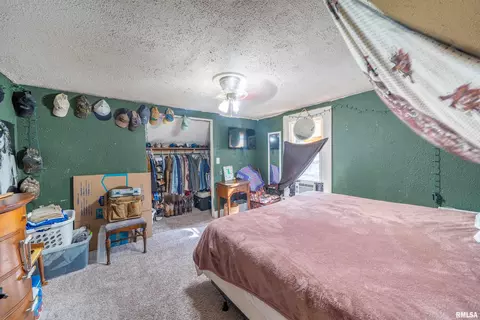 Bedroom - 806 E Monroe St, Bloomington, IL 61701 photo 1 of 6