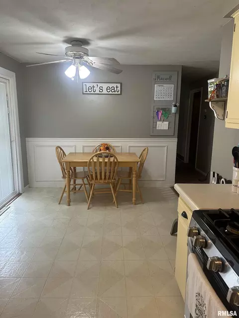 2200 Oak Dr, Eureka, IL 61530 photo 13
