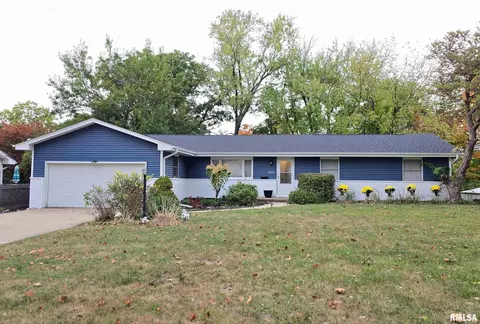 2523 W Huntington Dr, Peoria, IL 61614