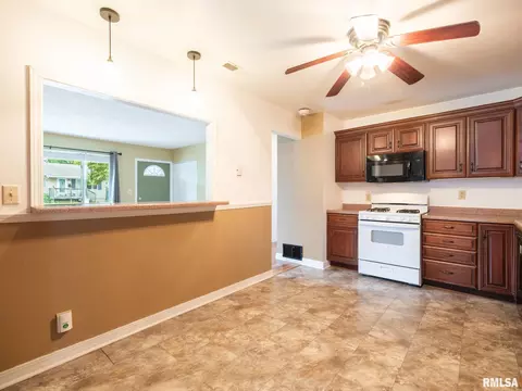 Kitchen - 416 Capri St, Pekin, IL 61554 photo 3 of 5