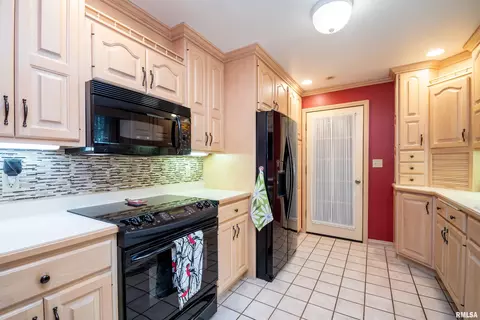 8320 N Blackbridge Rd, Edwards, IL 61528 photo 10