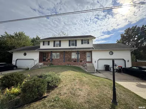 5704-5708 Legion Hall Rd, Dunlap, IL 61525