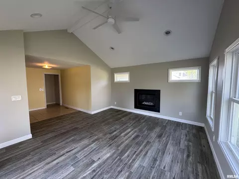 707 Devonshire Rd, Washington, IL 61571 photo 9