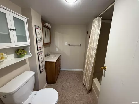 707 Devonshire Rd, Washington, IL 61571 photo 18