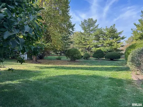 121 Jay Ave, Morton, IL 61550 photo 7
