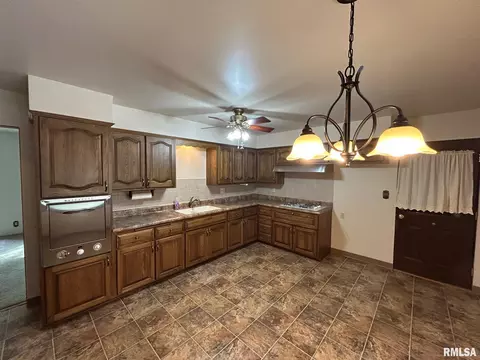 121 Jay Ave, Morton, IL 61550 photo 16