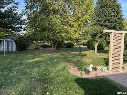 121 Jay Ave, Morton, IL 61550 photo 5