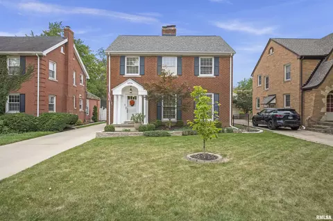 604 W Forrest Hill Ave, Peoria, IL 61604