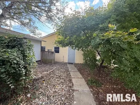 Other - 827 E Carroll St, Macomb, IL 61455 photo 27 of 35