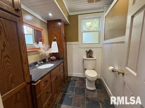 Other - 827 E Carroll St, Macomb, IL 61455 photo 8 of 35