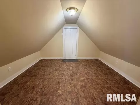 Other - 827 E Carroll St, Macomb, IL 61455 photo 18 of 35
